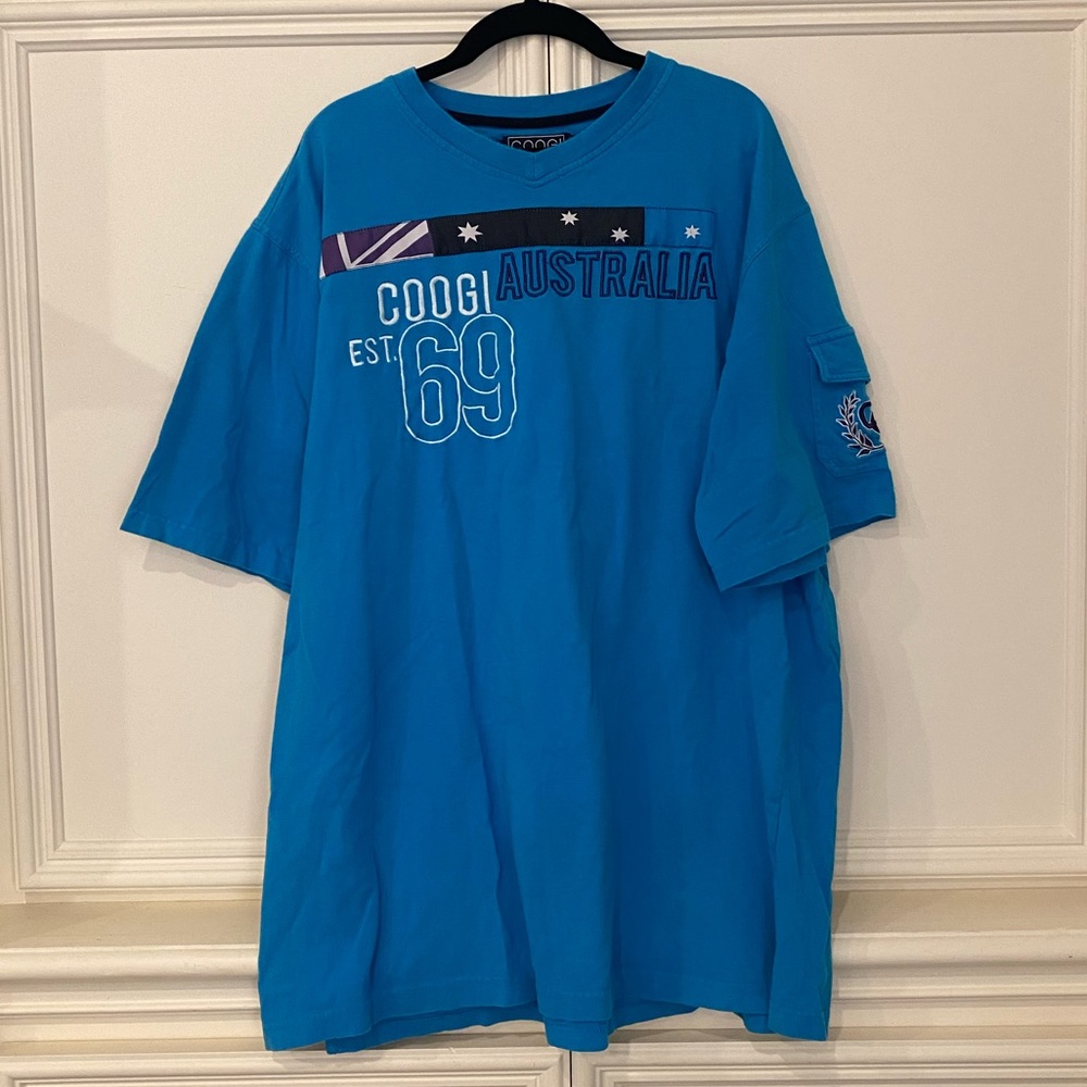 Coogi Australia Est. 69 vintage tshirt